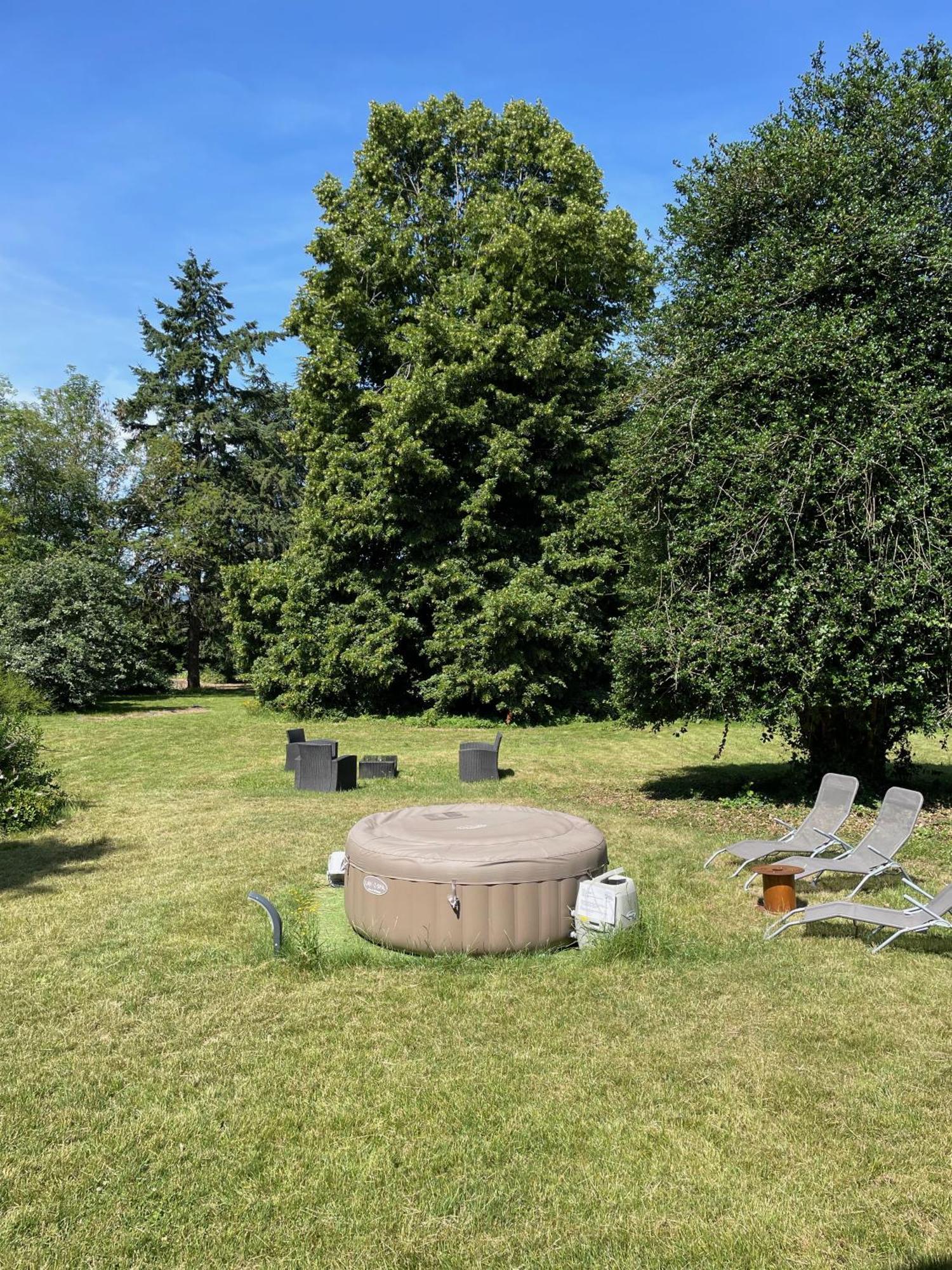 Bed and Breakfast Le Domaine Caribou Sainte-Opportune-la-Mare Exterior foto